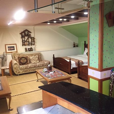 Ocean Deep Hostel 頭城鎮 エクステリア 写真